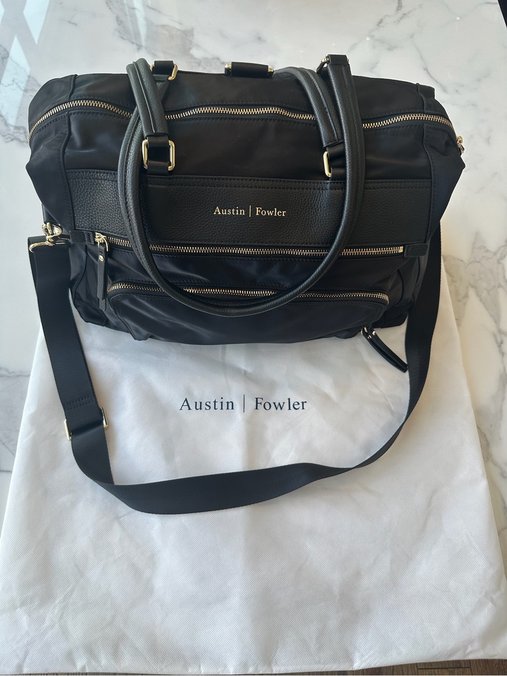 Like New Austin | Fowler Briggs 4-in-1 convertible work/travel tote backpack